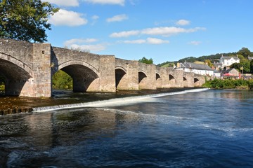 Bridge over the Usk River at Crickhowell.