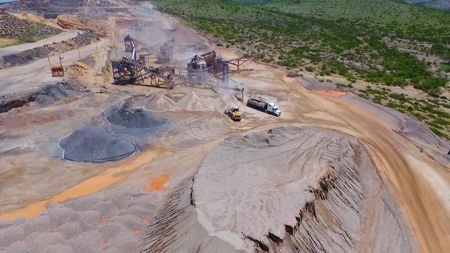 Industria y Mina trituradora de piedra	