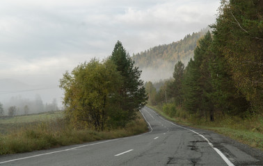 Naklejka premium road in the mountains