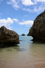 海と岩