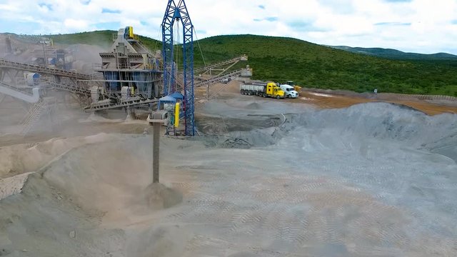 Industria y Mina trituradora de piedra	