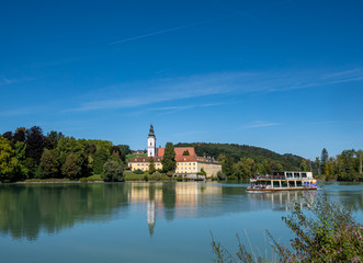 Fototapeta na wymiar Kloster Vornbach am Inn