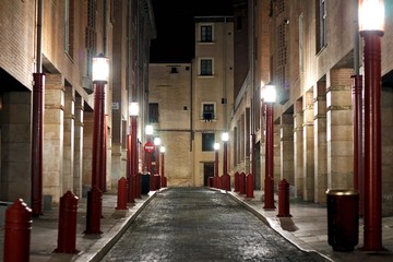Escena nocturna de una ciudad