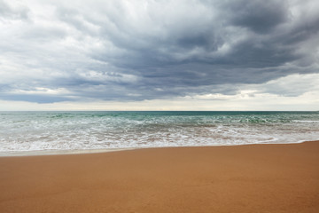 Fototapeta na wymiar Beach along the Great Ocean Road, Victoria, Australia.