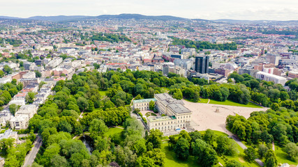 Oslo, Norway. Royal Palace. Slottsplassen. Palace park, From Drone - obrazy, fototapety, plakaty