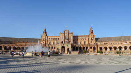 Fototapeta na wymiar The amazing Spain Square, Plaza de Espana en Seville