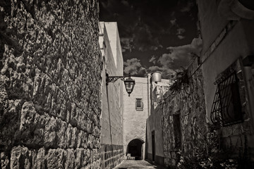 A narrow alley in Malta in Black and White