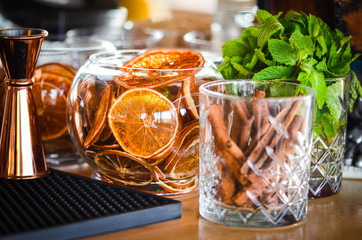 dried slices of lemon & fresh mint