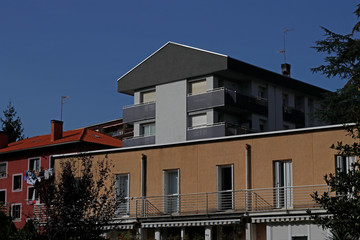 Fototapeta na wymiar Building in a neighborhood of San Sebastian