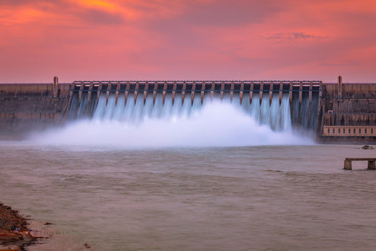 http://sh040.global.temp.domains/~vjrkiamy/merabharatmahan/the-nagarjunasagar-dam-telangana/