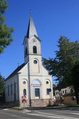 Fototapeta na wymiar Kirche in Hermeskeil