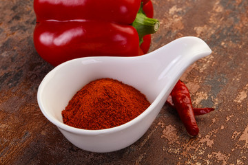 Paprika powder in the bowl