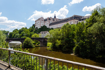 Weilburger Schloß mit Lahnbrücke