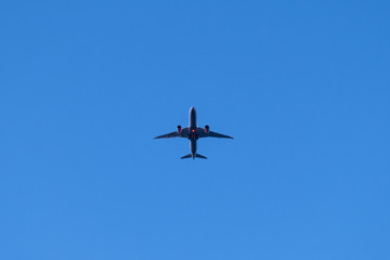 Aereo in volo su Amsterdam