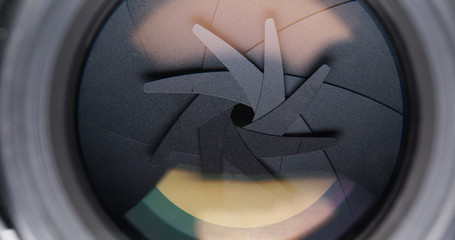 Changing the Camera lens aperture