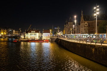 Naklejka na ściany i meble Amsterdam di notte
