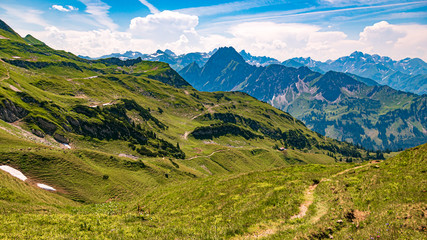Fototapeta premium Beautiful alpine view at the Höfatsblick near the famous Nebelhorn summit Oberstdorf, Bavaria, Germany