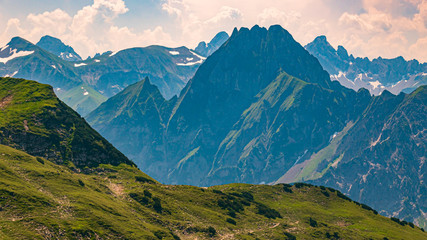 Fototapeta premium Beautiful alpine view at the Höfatsblick near the famous Nebelhorn summit Oberstdorf, Bavaria, Germany