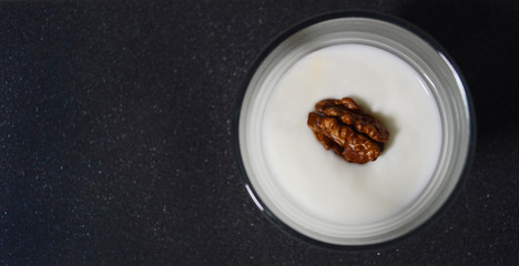 Yogur con nueces