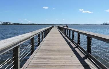 Fototapeta premium pier on the lake