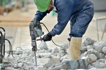 建設工事・工事中・道路工事