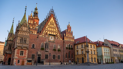 Fototapeta na wymiar Market square in old town of Wroclaw with Town Hall, Poland 