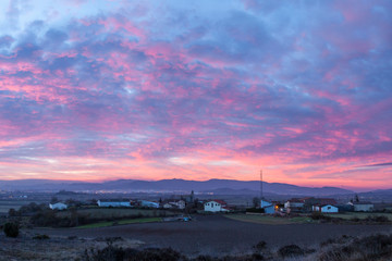 Cielo rojo sobre Ullibarri