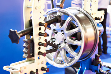 Stand for straightening alloy car disk