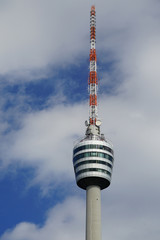 Fernsehturm in Stuttgart © Yven Dienst