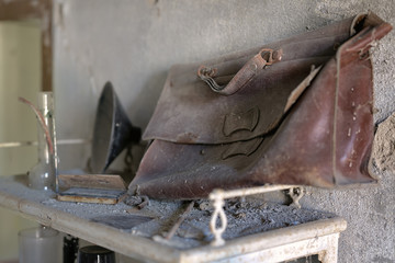 Borsa Dentista Urbex Abbandonata