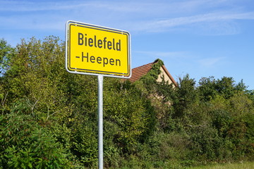 sign Bielefeld Heepen,sign, road, warning, road sign, sky, yellow, caution, street, blue, danger, safety,