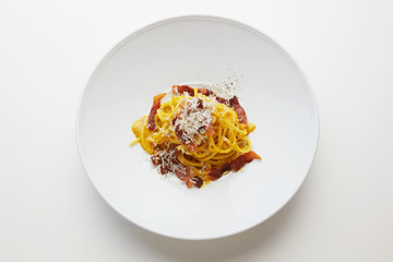 spaghetti carbonara Italian delicius cusine