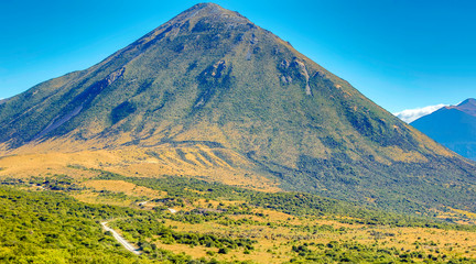 Road up to  the mountains