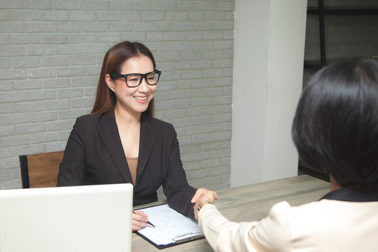 Welcome new staft to the company the chalange by application from. Woman go to application from to the company