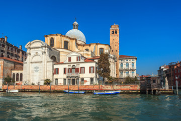 Fototapeta na wymiar San Geremia Church in the grand canal of Venice, Italy.