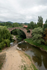 Fototapeta na wymiar Vía Verde del Ferro and Carbo in the interior of Girona