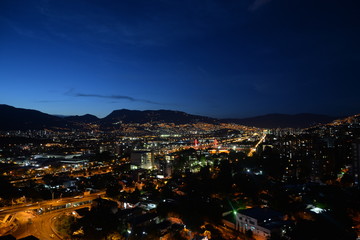 Medellin nocturno, Antioquia