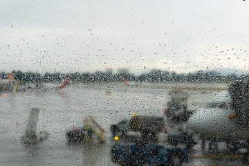 ventana del aeropuerto el dorado Bogota