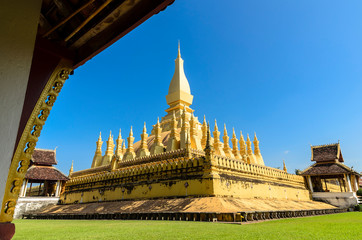 Fototapeta na wymiar Pha That Luang Temple, The Golden Pagoda in VIENTIANE ,LAOS PDR.