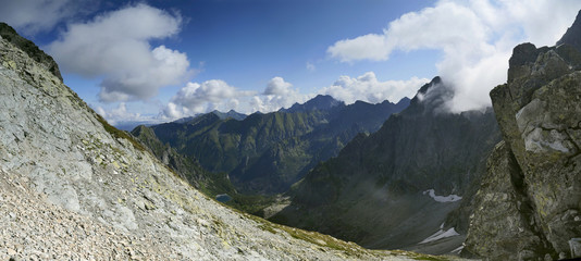 Przełęcz Waga - szlak na Rysy - widok na Ciężką Dolinę, Ganek, Lodowy Szczyt - obrazy, fototapety, plakaty