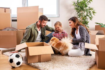 Family moving in with their dog