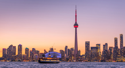Obraz premium Toronto city skyline at night, Ontario, Canada