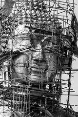 Head shoulders Buddha statue in Construction process
