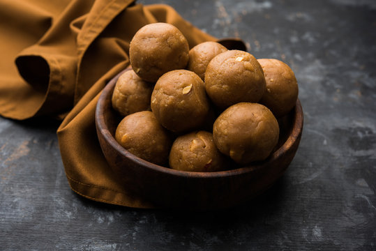 Churma Ladoo / atta laddoo / wheat flour laddu made using ghee and jaggery or sugar. selective focus
