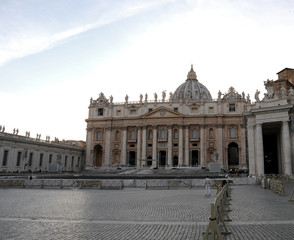 Fototapeta na wymiar Wide Saint Peter Square in Vatican City