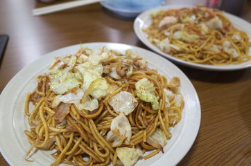 日本の岡山県の蒜山焼きそば