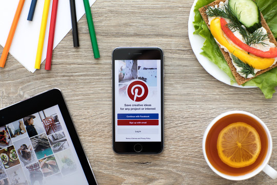 iPad Pro and iPhone with social Internet service Pinterest