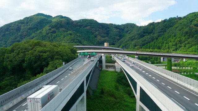 高速道路　空撮　4K撮影