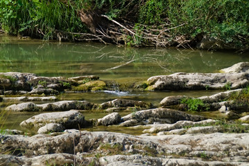 Ruscello di montagna a Piobbico nelle Marche