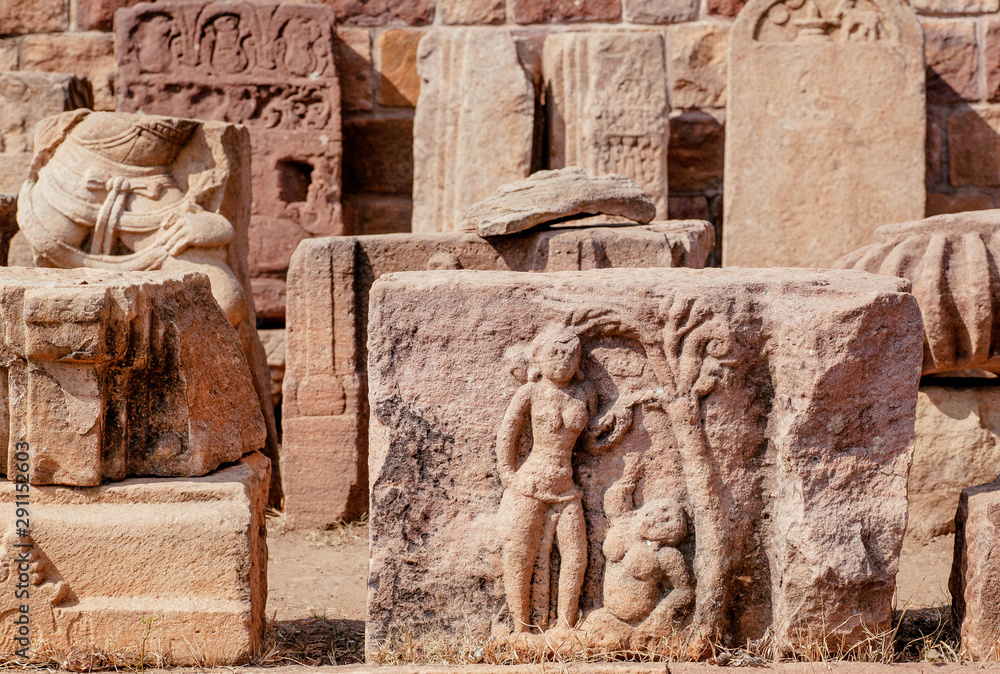 Wall mural Fragments of Indian art from a temple interiors. South Indian reliefs, the 7th century carvings of Pattadakal, India.